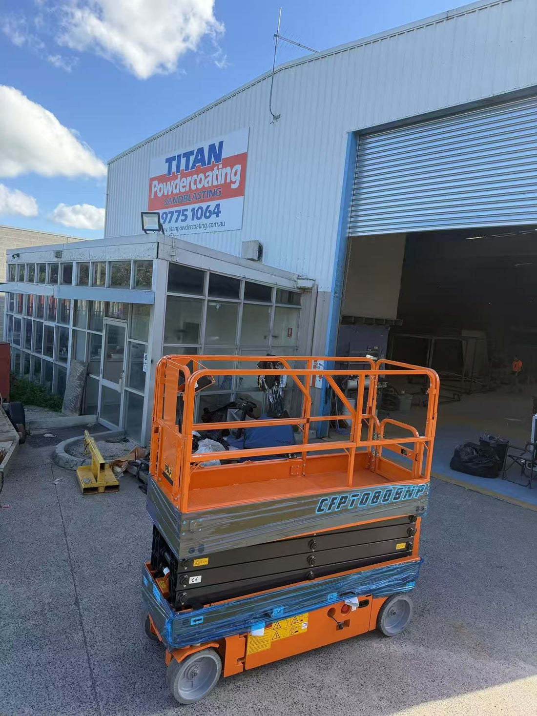 CFPT0808NP Electric Scissor Lift - Industrial Access Solution