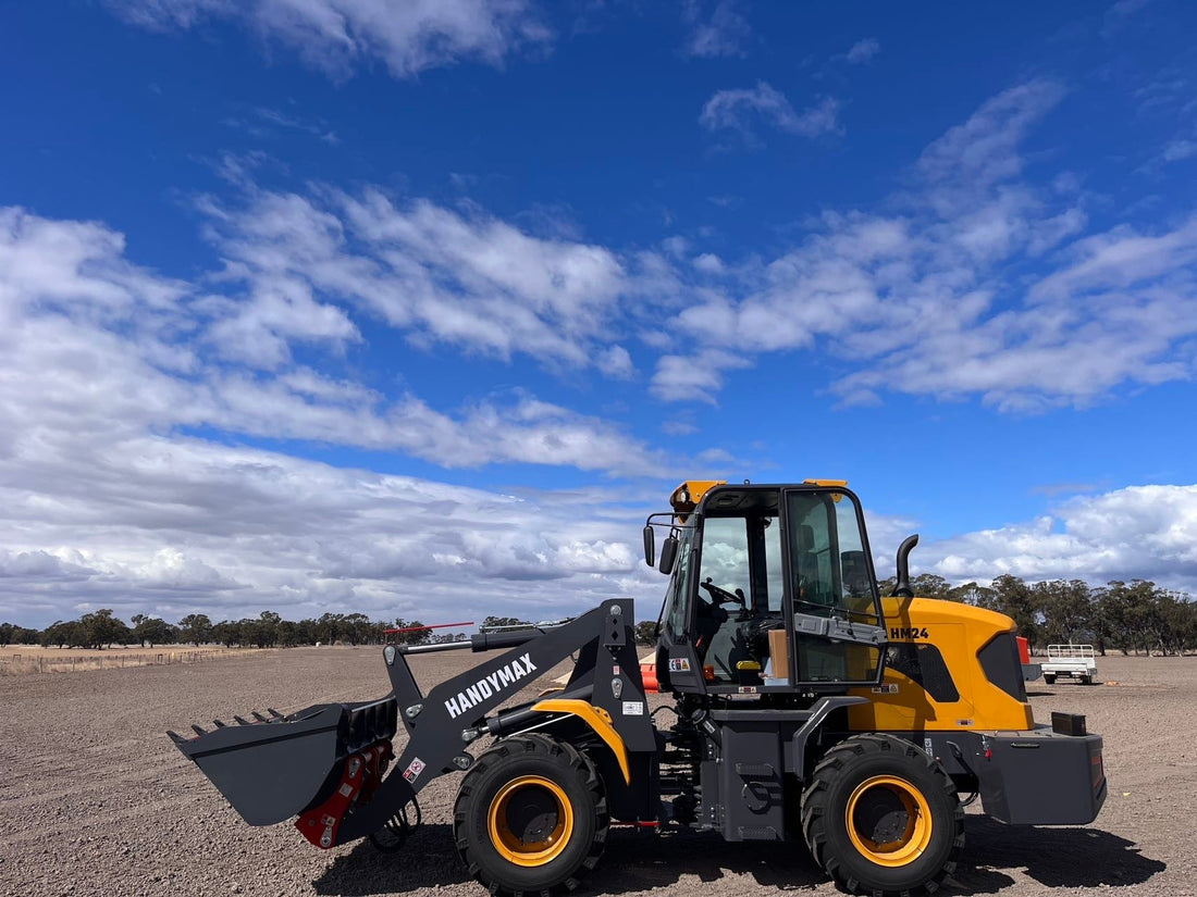 HANDYMAX HM24 Wheel Loader on Large-Scale Site