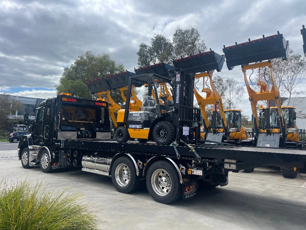 Seamless Delivery: Handymax Forklift HMF35 Ready to Roll !