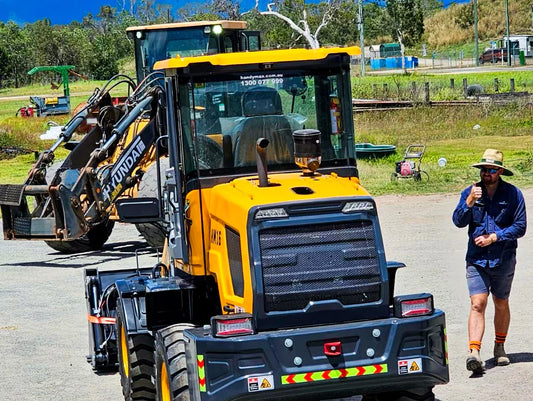 Customer Review: HANDYMAX Loader HM16  in Mackay, QLD