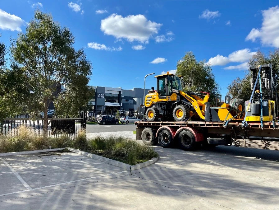 Choosing the GP Bucket for Your HANDYMAX Wheel Loader HM16: The Weight Advantage