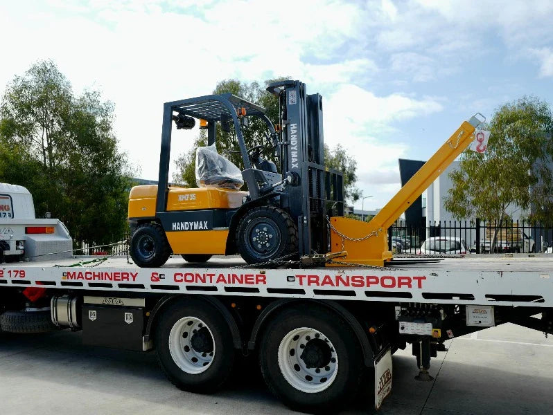 Operating a HANDYMAX Forklift with an Extendable Boom / Jib Attachment: Key Considerations