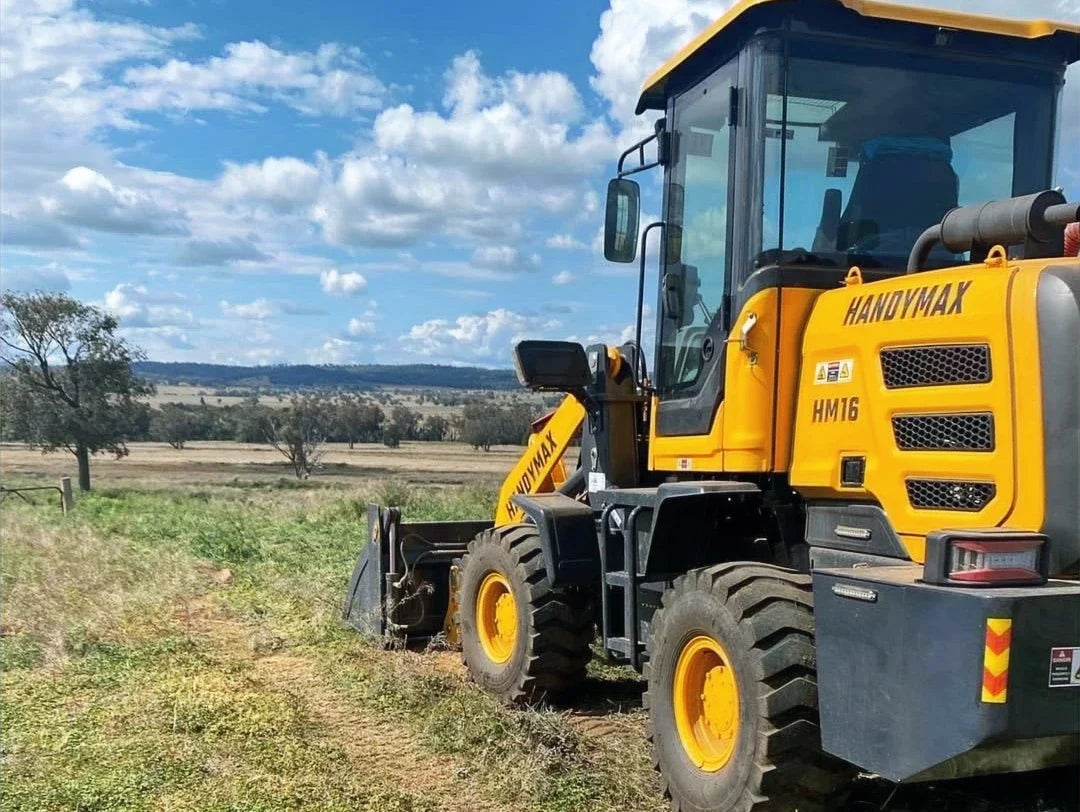 HANDYMAX Wheel Loader HM16: The Ideal Machine for Small Farms