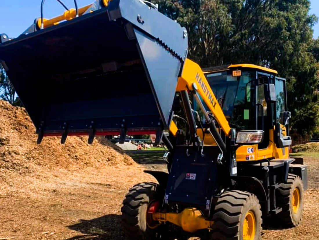 Satisfied Customer Review: HANDYMAX Wheel Loader HM16 Gets the Thumbs Up !